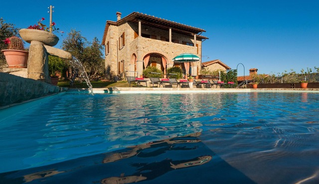tuscan charming cottage