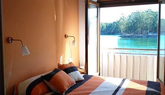 VERY NEAR THE BEACH, BRIGHT, MODERN AND COMFORTABLE APARTMENT WITH SEA