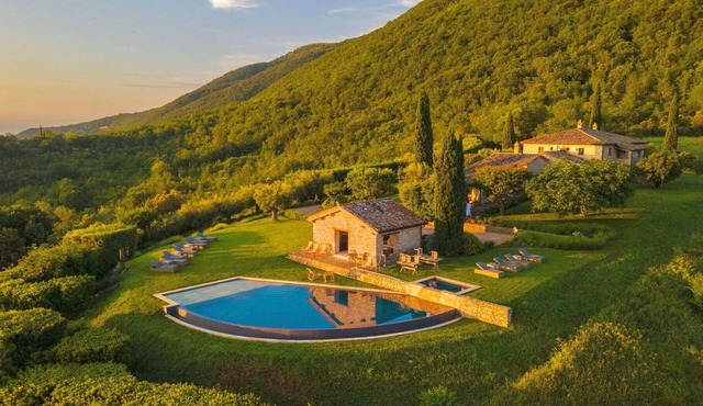 VILLA AMANTA - Nine Bedroom Villa, Sleeps 16