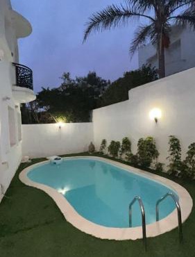 Villa avec piscine privée près de Casablanca Maroc