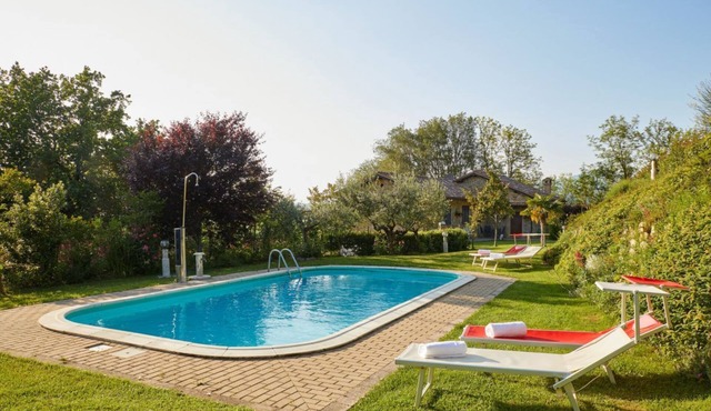 Villa Belveder - Exclusive Pool, Park, and Wi-Fi
