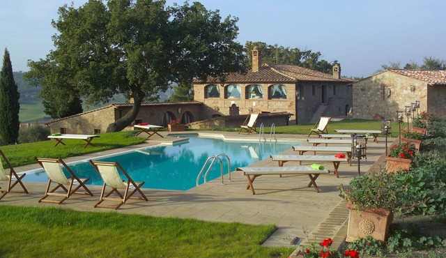 Villa for 14 People with private pool