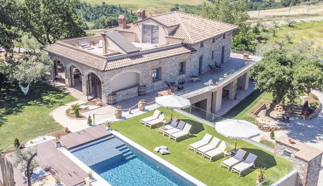Villa in Canale with 5 bedrooms sleeps 14