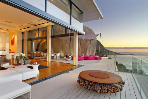 Villa Mirage