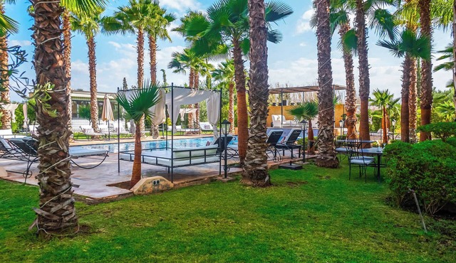 Villa Palmyra, 8 suites with heated pool in the heart of the Palmeraie