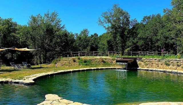 Villa Uvetta Grande: A characteristic and welcoming two-story age-old farm house situated in the heart of the Tuscan countryside, with Free WI-FI.