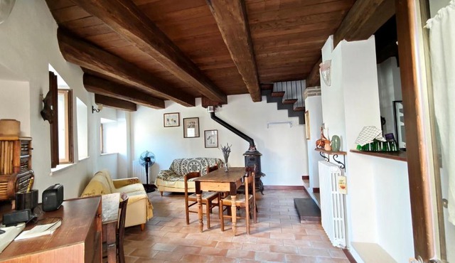 Vintage cozy apartment with 2 rooms