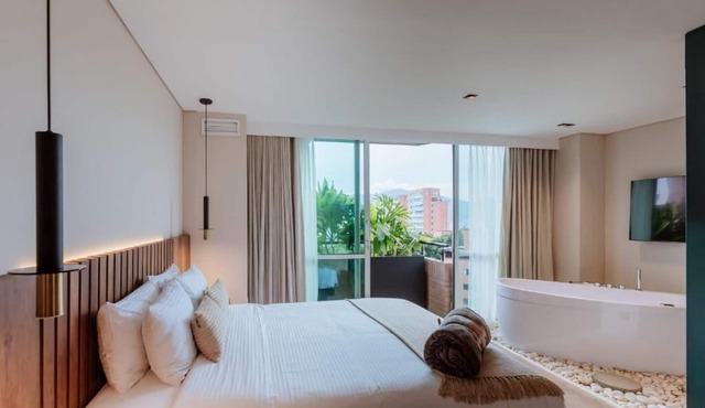 w* | Chic Loft w/Amazing View in Poblado