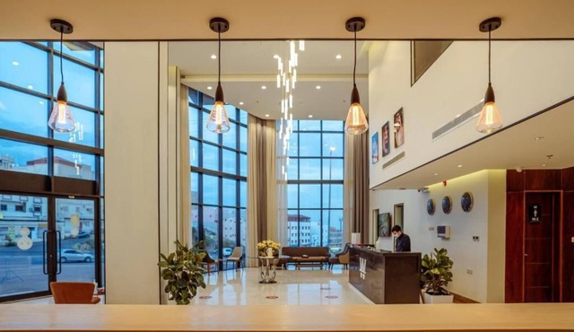 W-Suites Al Souda