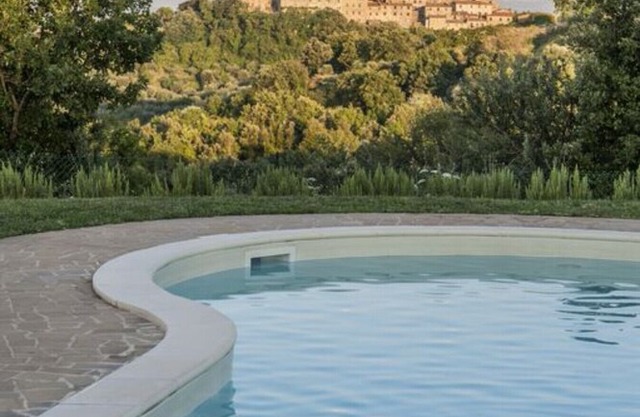 Apartment A2 with pool San Ansano