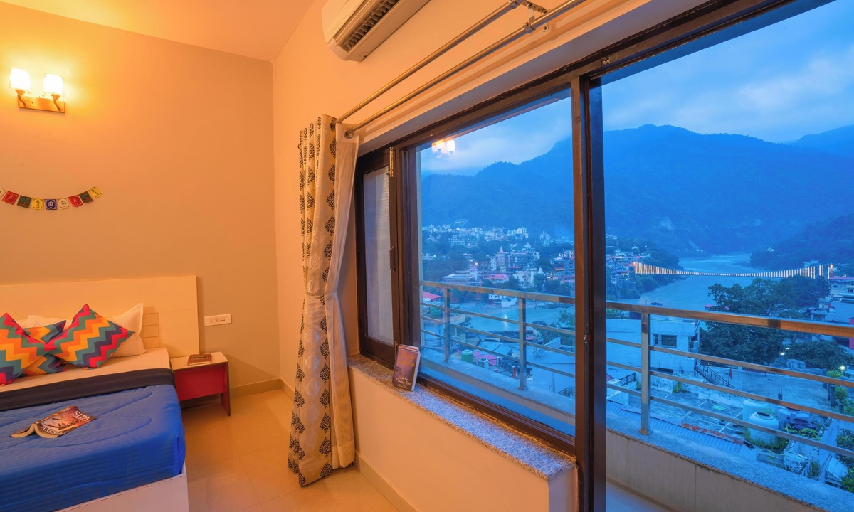 Rishikesh Hostel | goSTOPS Rishikesh, Lakshman Jhula