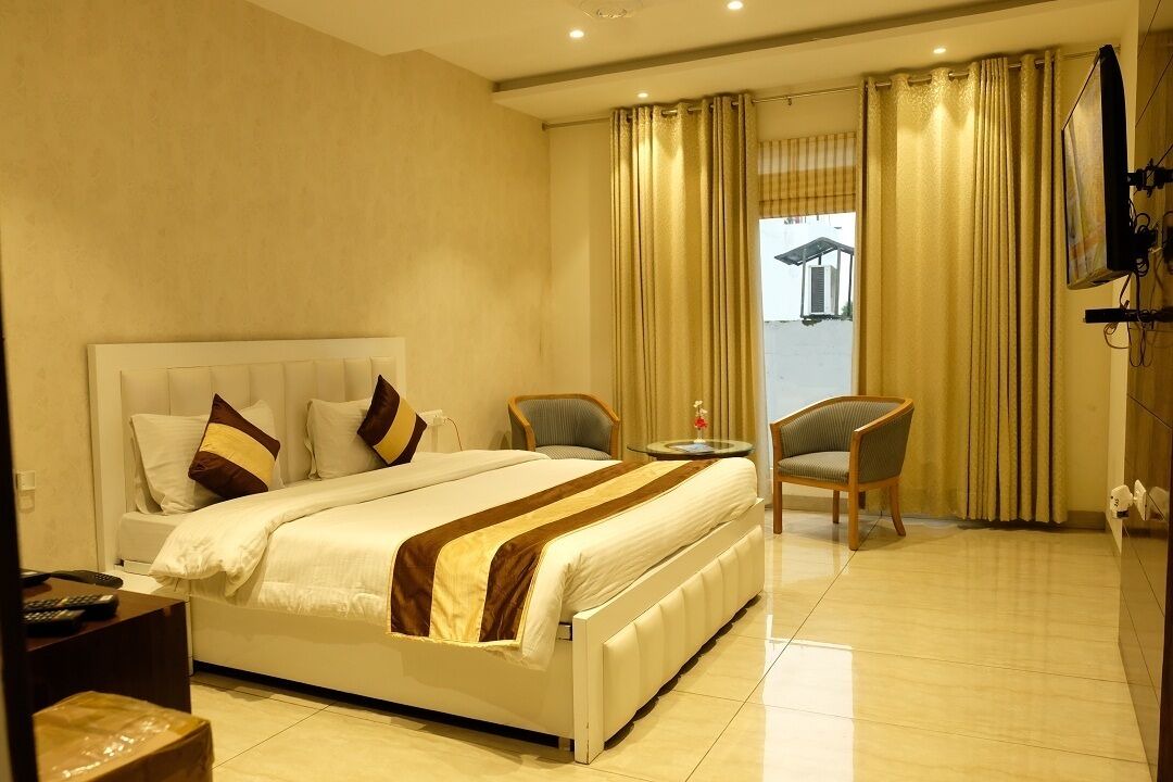 Kala Amb Resort | Black Mango Resort