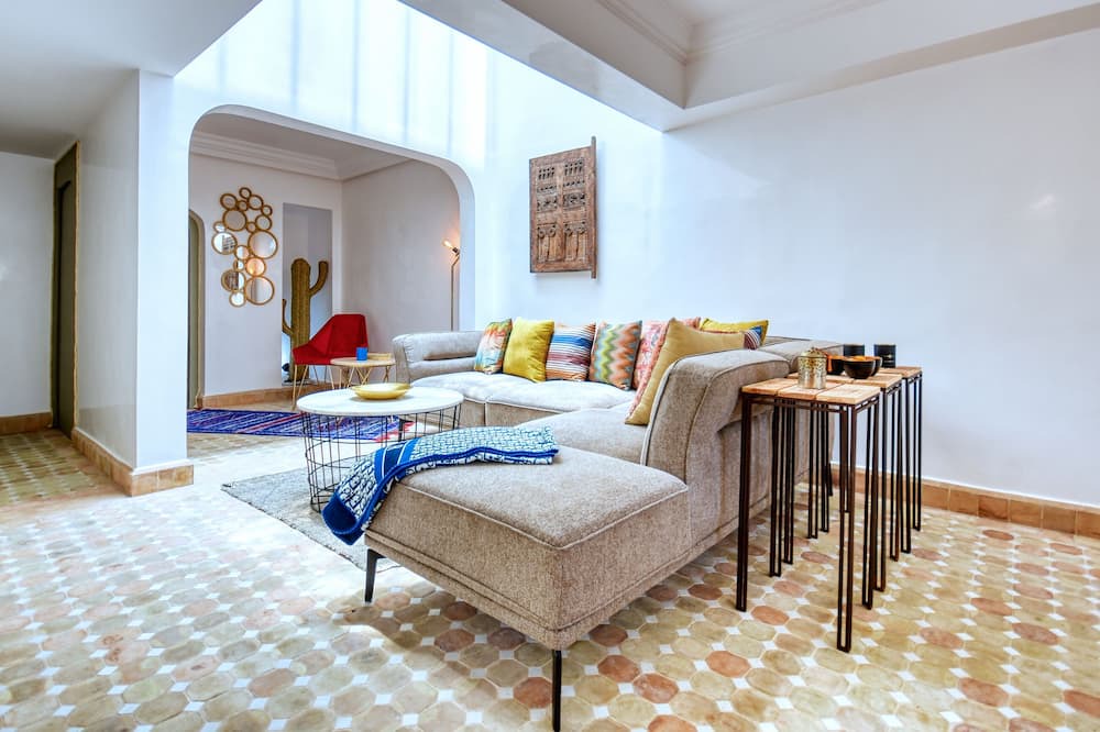 Photo of Livingroom in Talborjt