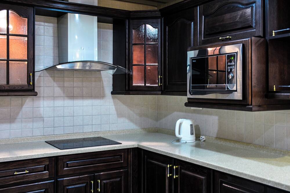 Photo of Kitchen in Juffair