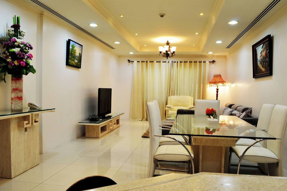 Photo of Livingroom in Juffair