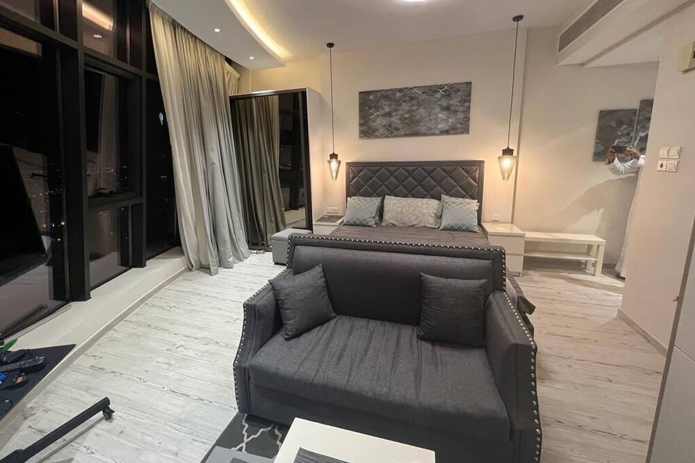 Photo of Bedroom in Block 428