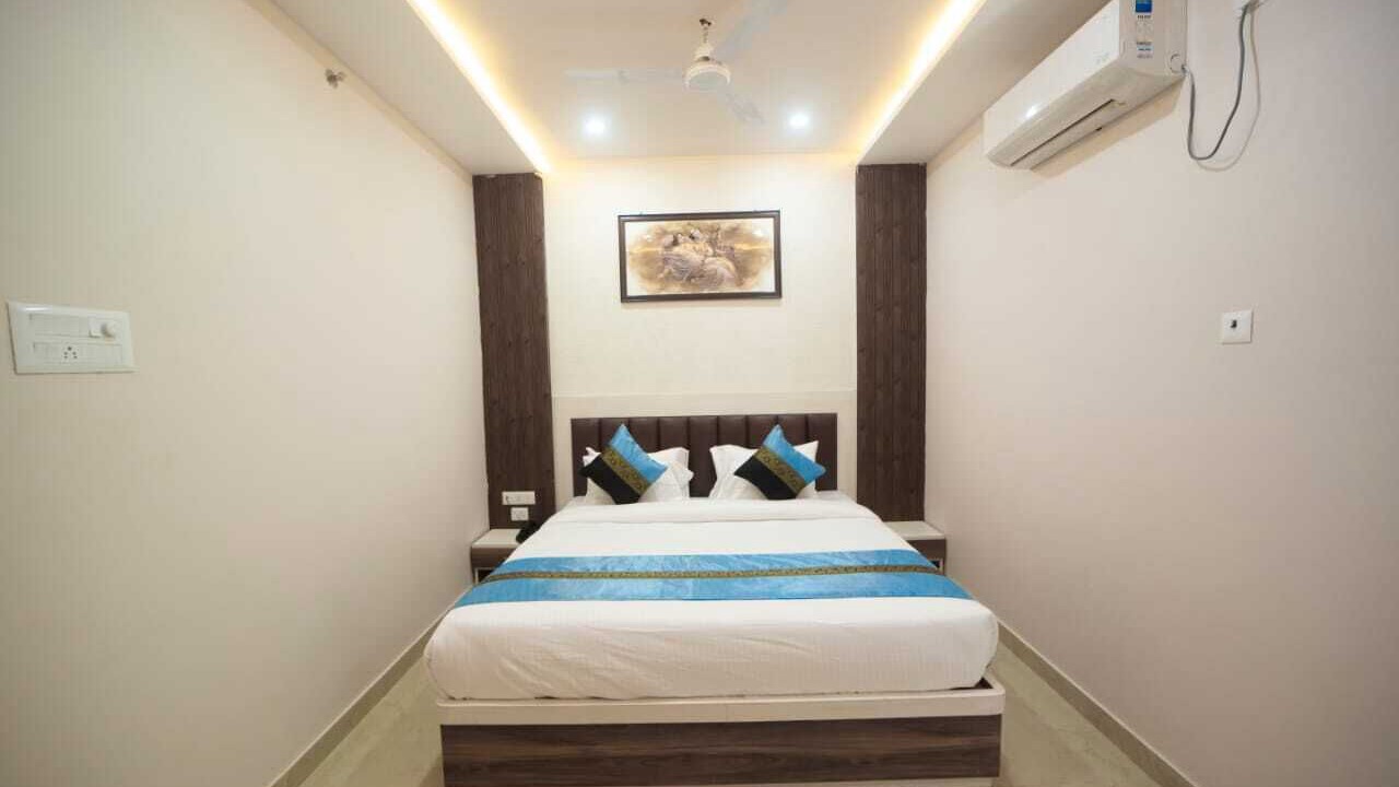 Photo of Bedroom in Varanasi