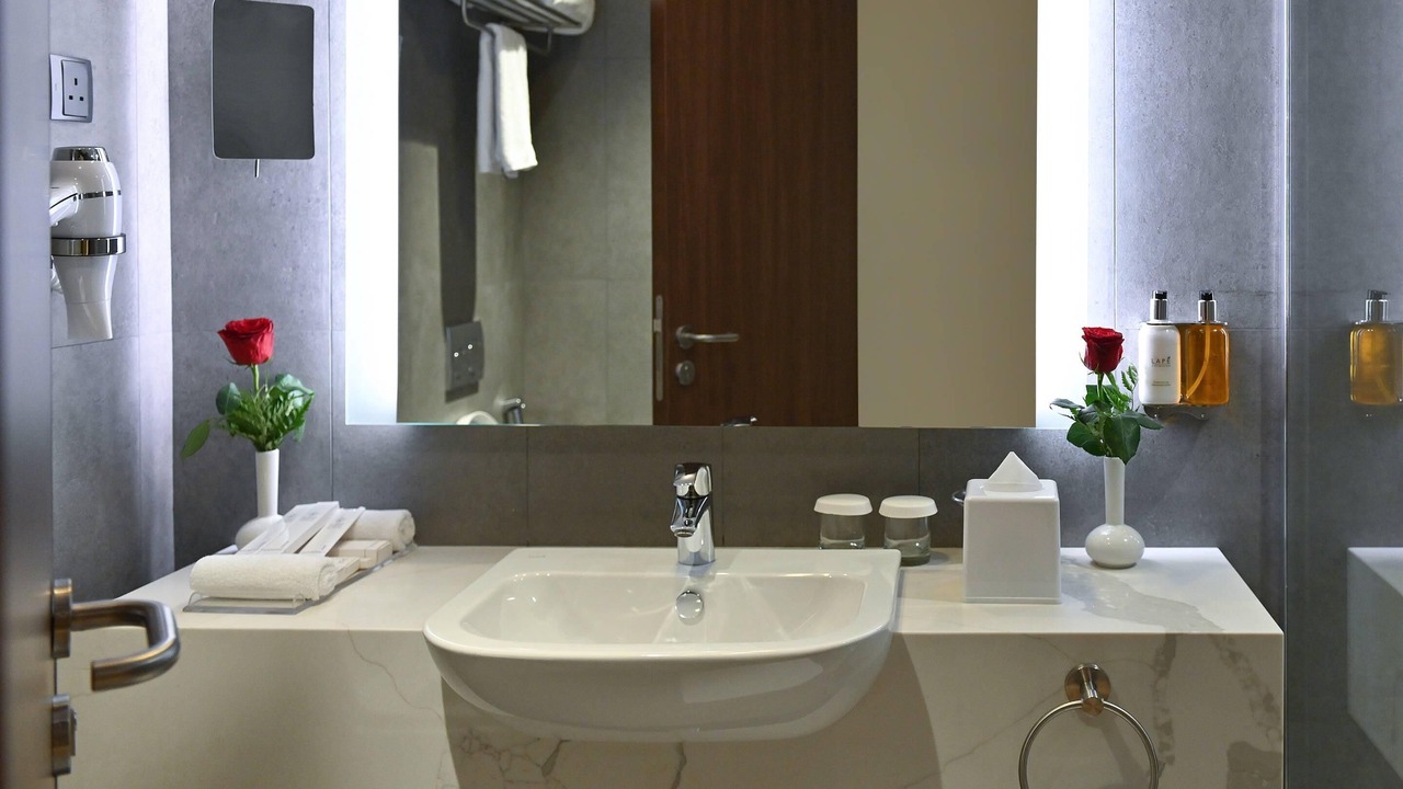 Photo of Bedroom in King Abdul Aziz Road