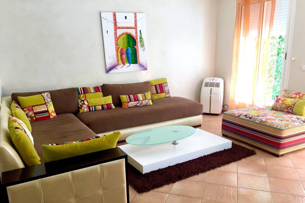 Photo of Livingroom in Tamariss