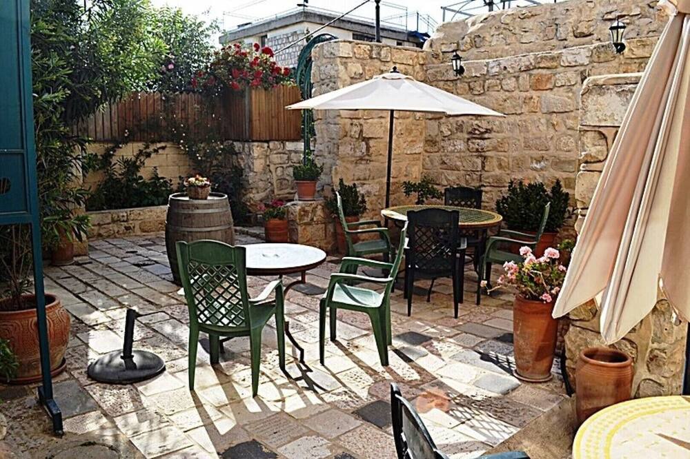 Photo of Patio Balcony in Artists Colony