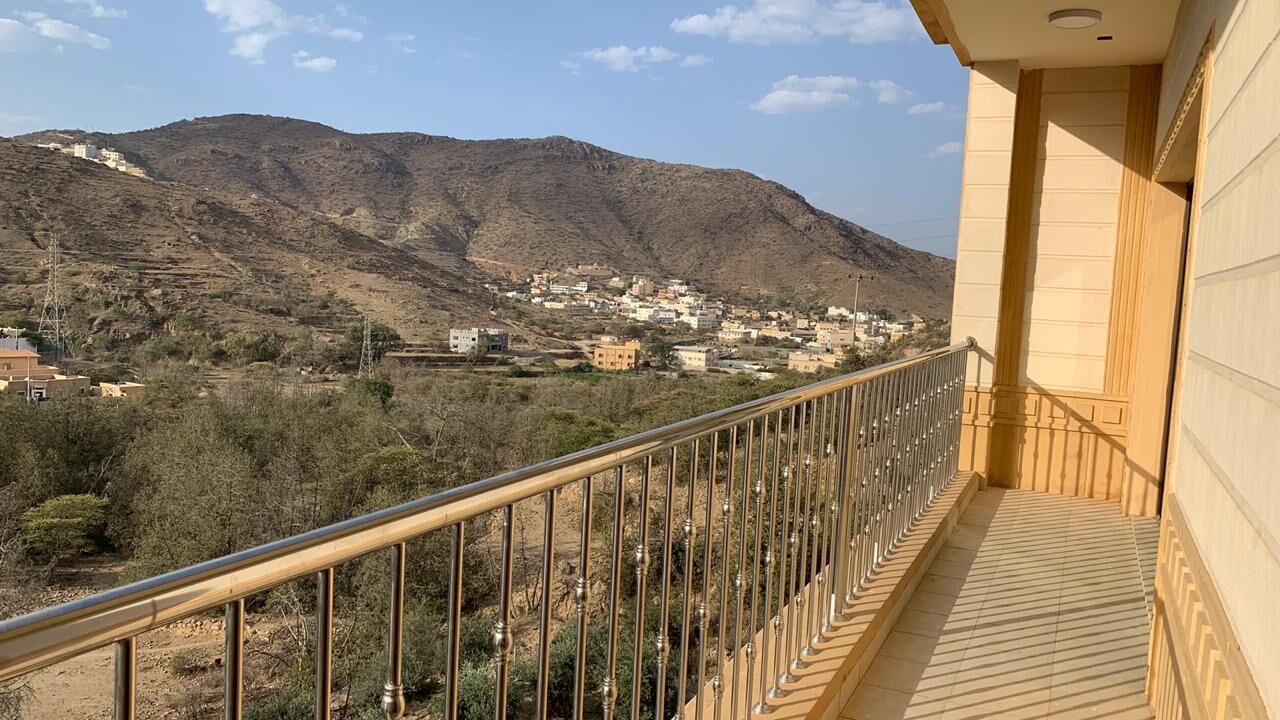 Photo of Patio Balcony in Baljurashi