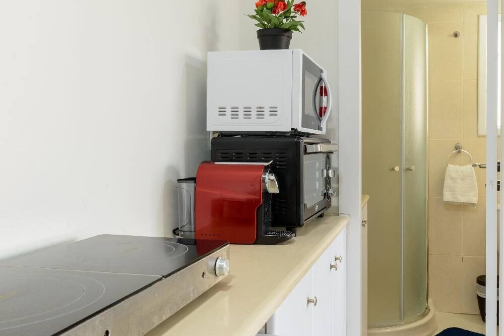 Photo of Kitchen in Tel Aviv Promenade