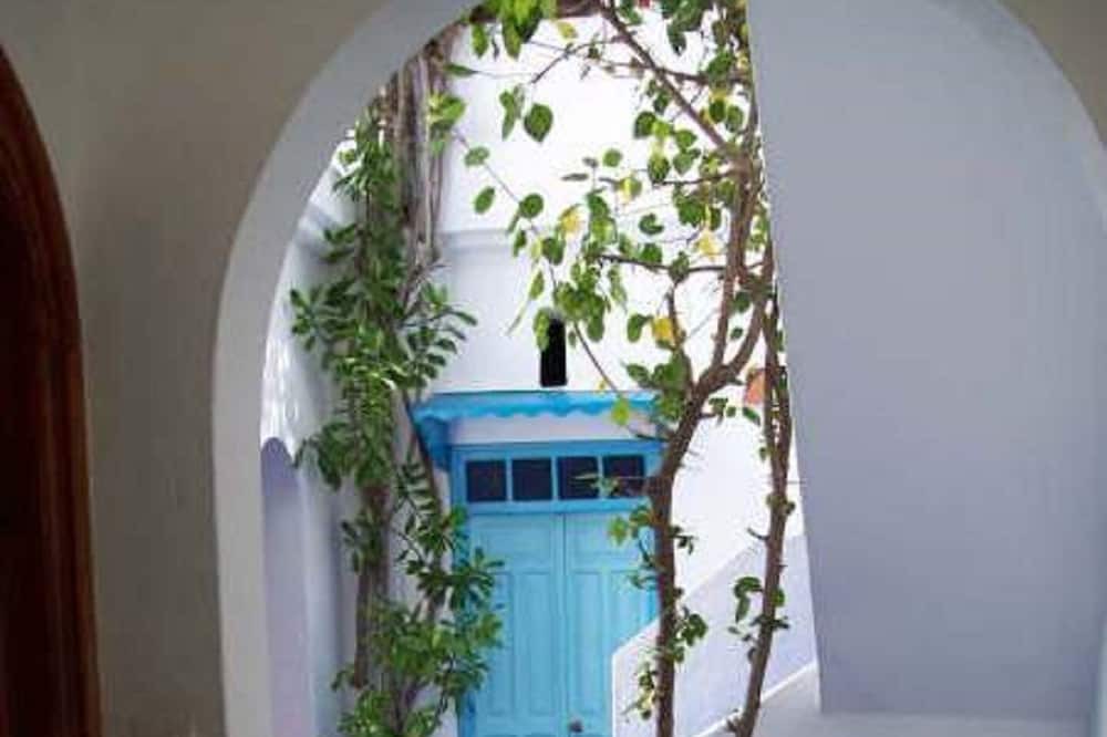Photo of Patio Balcony in Medina