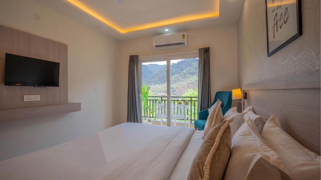 Photo of Patio Balcony in Tapovan