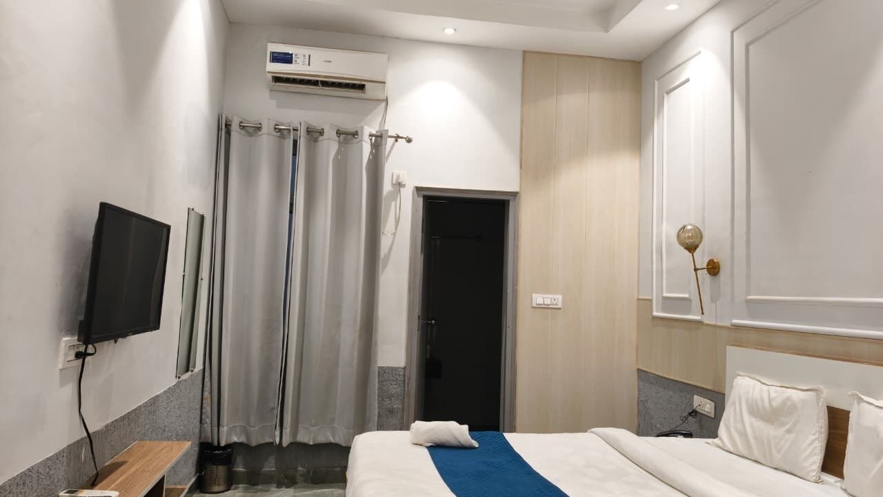 Photo of Bedroom in Rishikesh