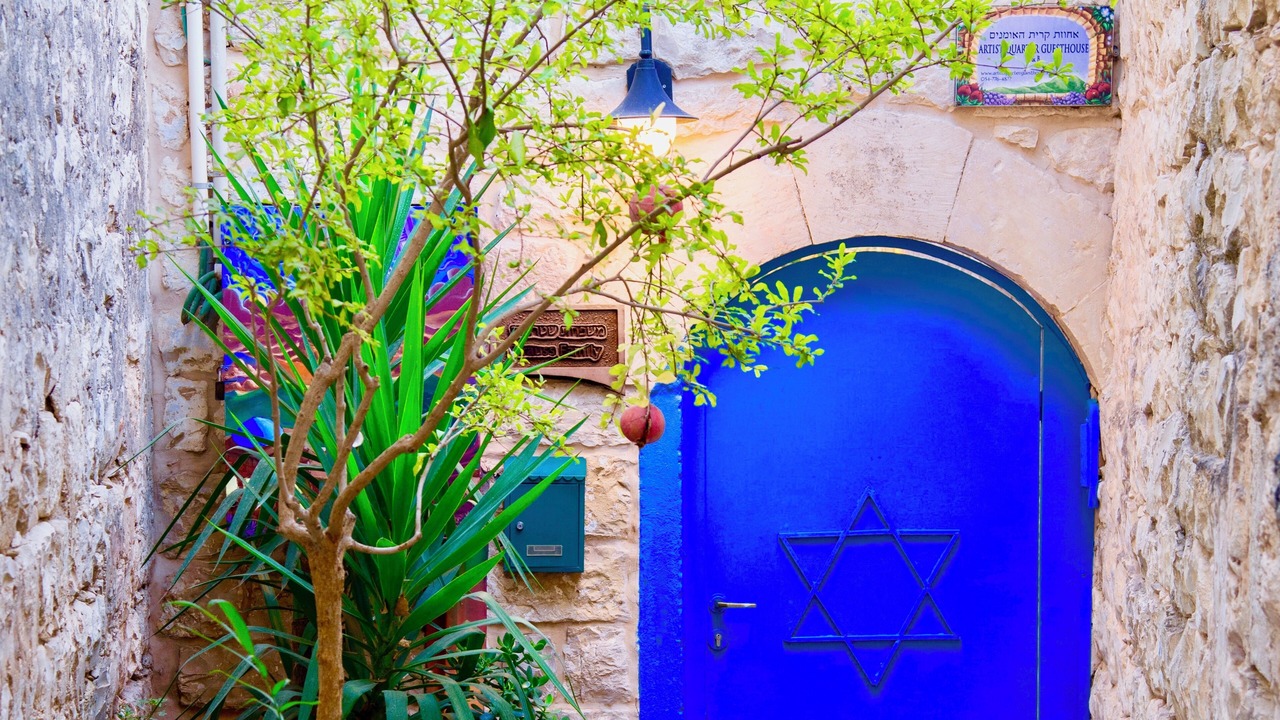 Photo of Outdoor in Artists Colony