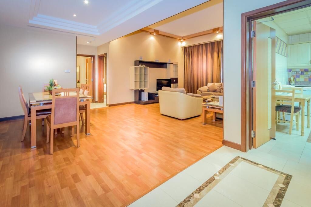 Photo of Livingroom in Block 428