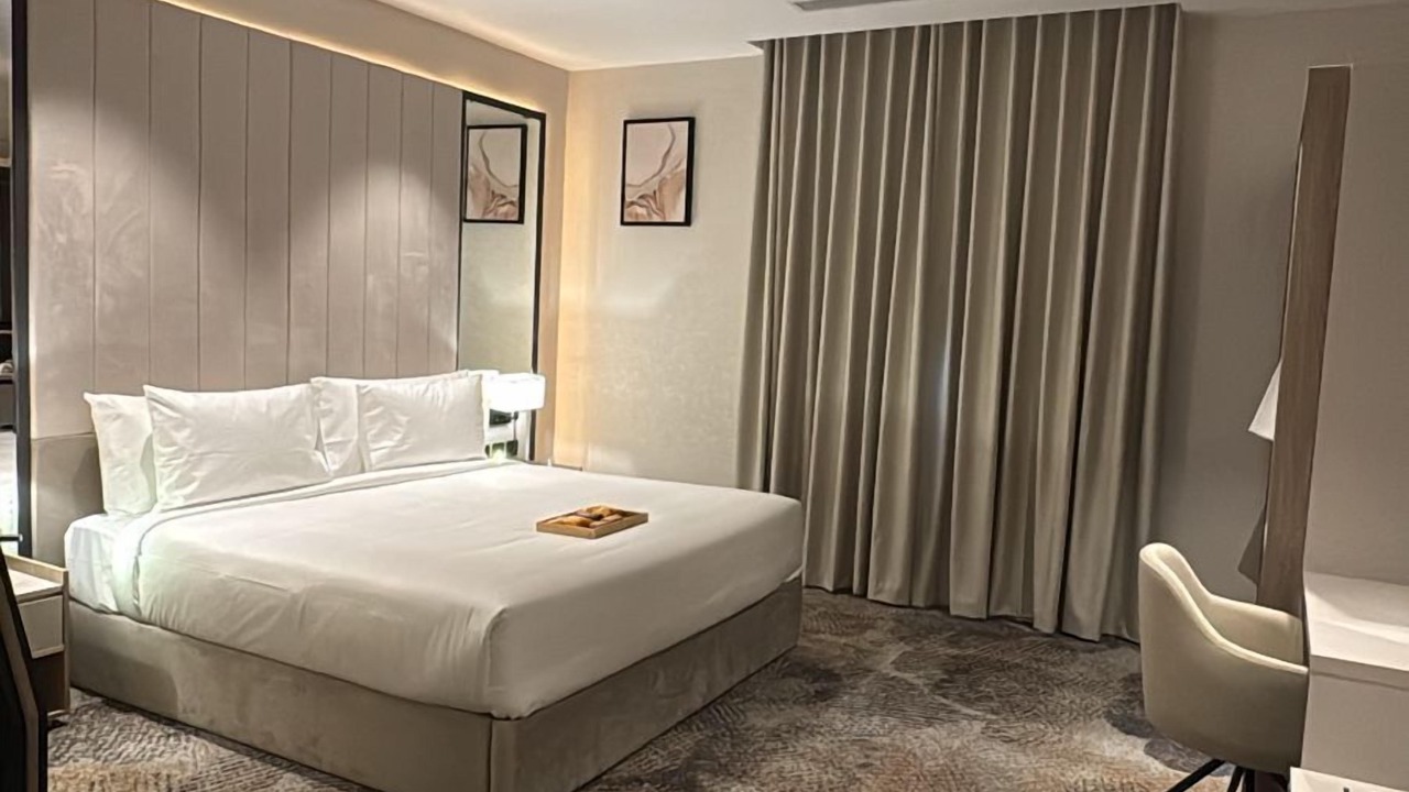 Photo of Bedroom in Haql