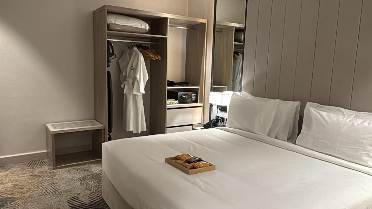 Photo of Bedroom in Haql
