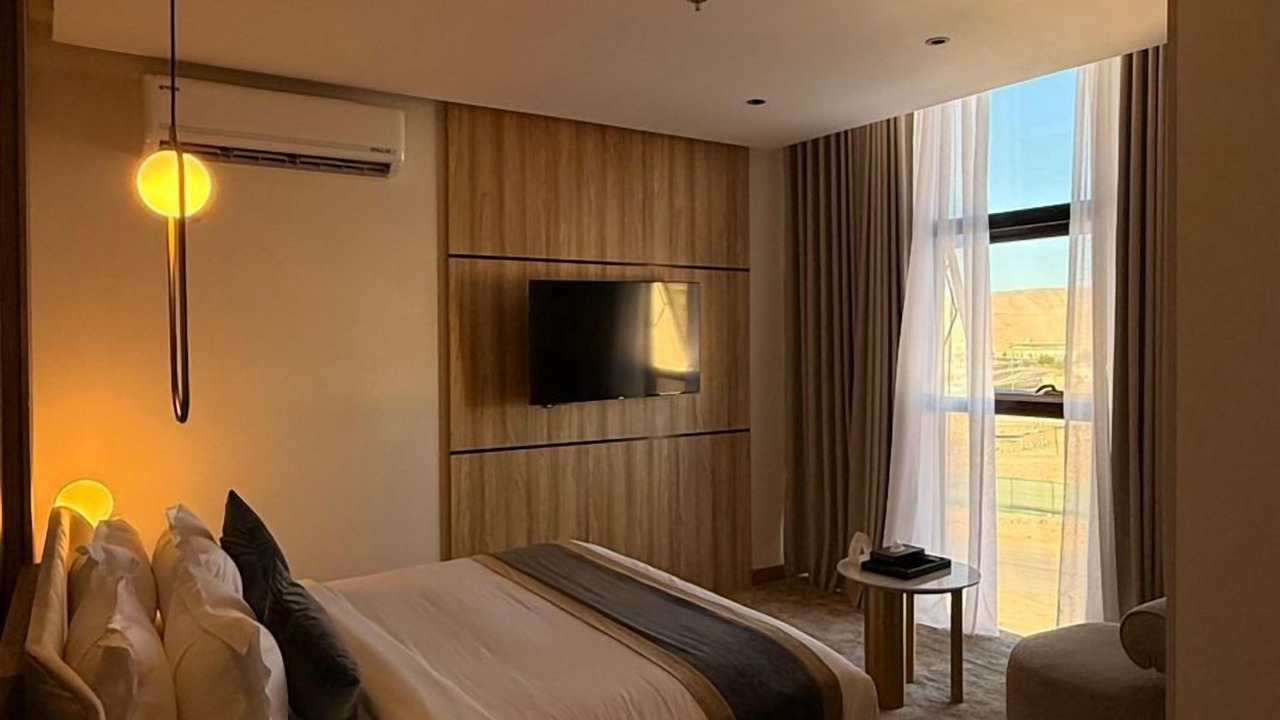 Photo of Bedroom in Haql