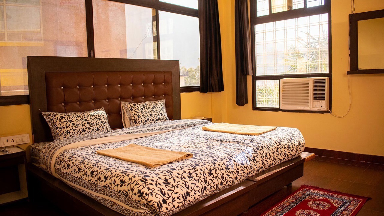 Photo of Bedroom in Tapovan