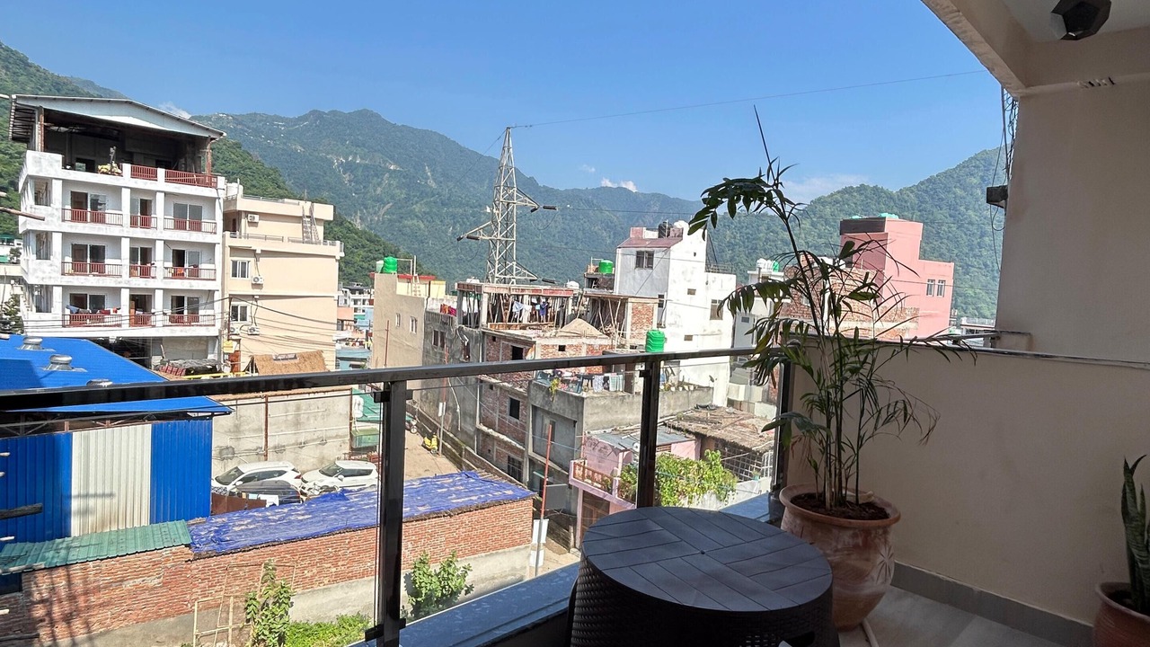 Photo of Outdoor in Tapovan