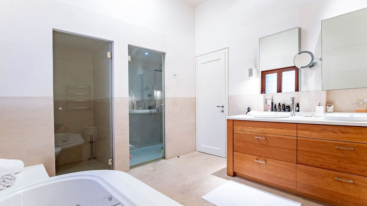 Photo of Bathroom in Jaffa