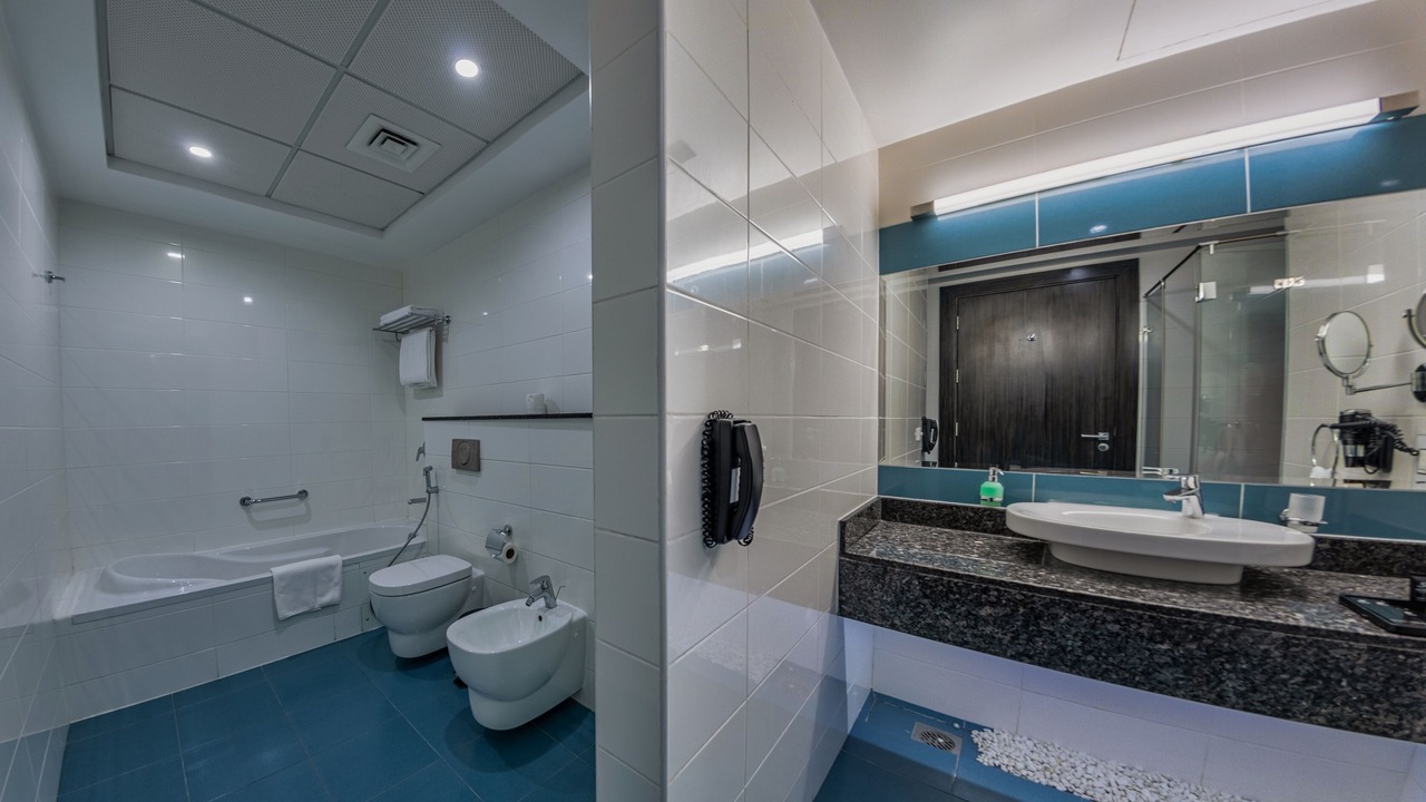 Photo of Bathroom in Block 428