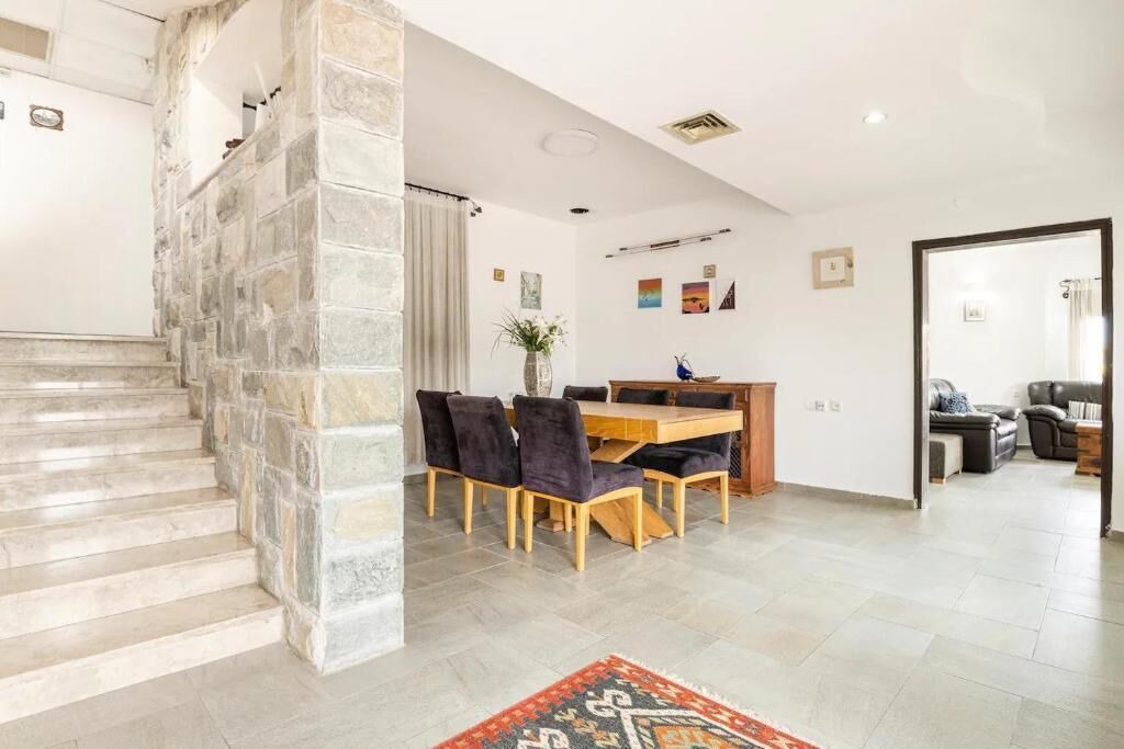 Photo of Patio Balcony in Daliyat al-Karmel