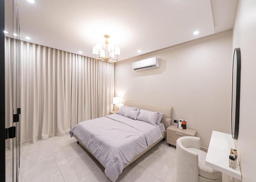 Photo of Others in Hera Street