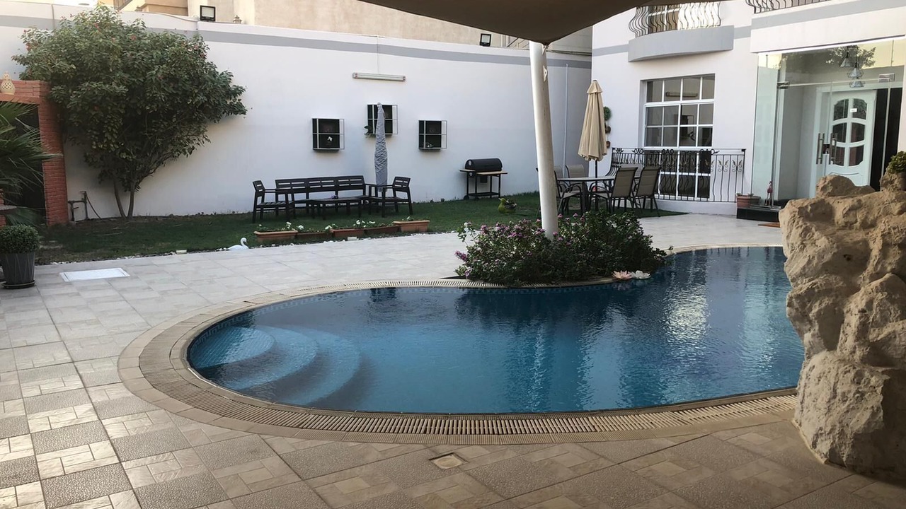 Photo of Outdoor in Sanad