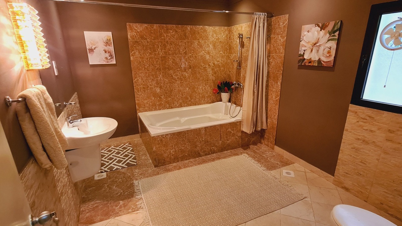 Photo of Bathroom in Jannusan