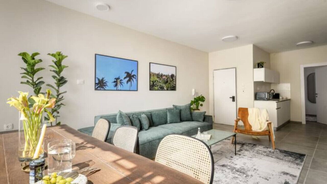 Photo of Livingroom in Old North