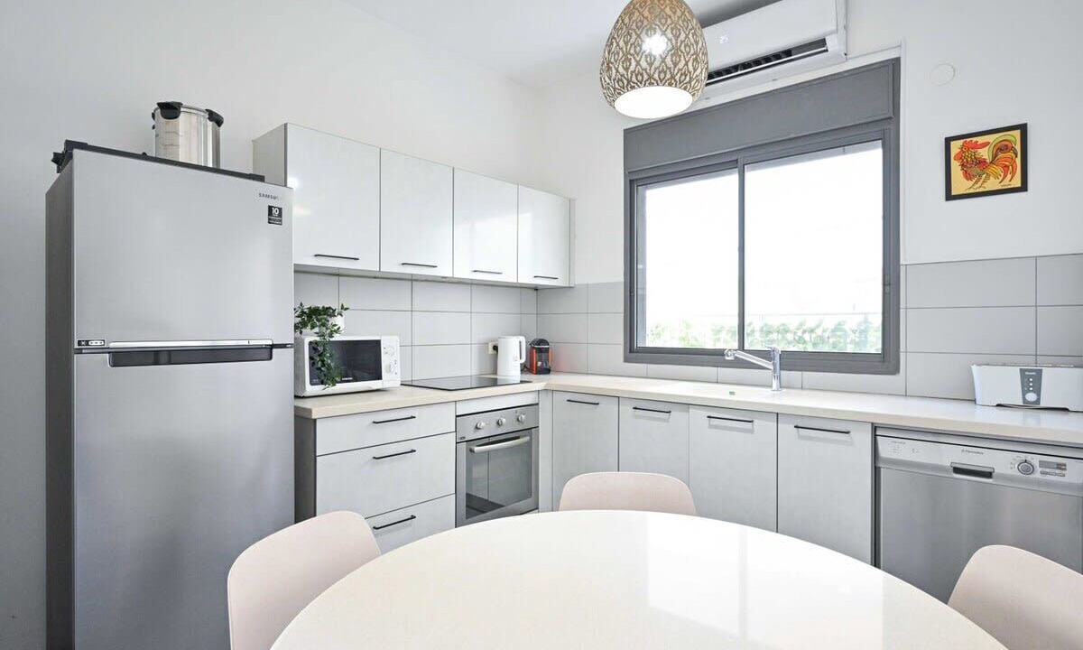 Photo of Kitchen in Kerem HaTeimanim