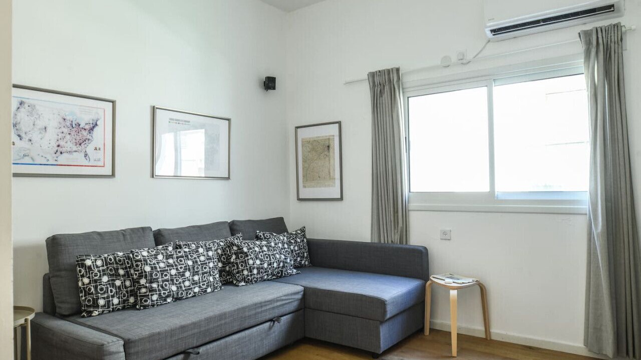 Photo of Livingroom in Old North