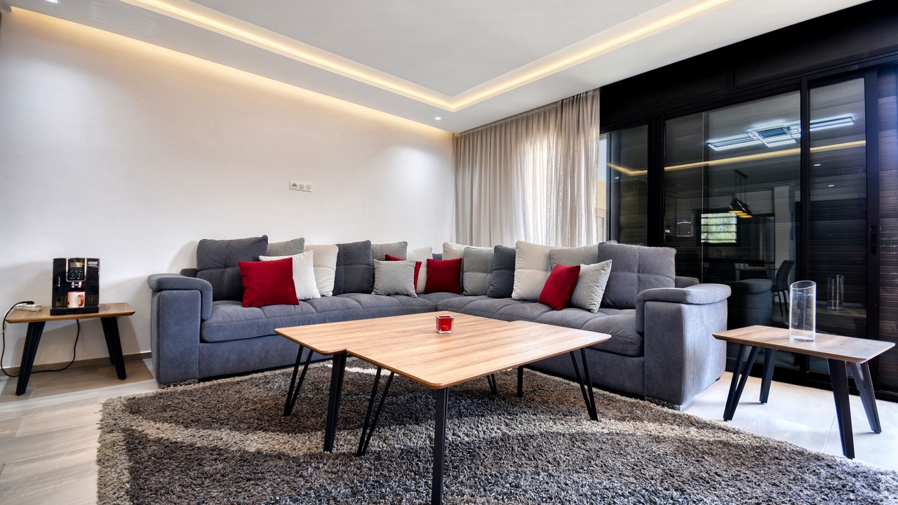 Photo of Livingroom in Tamrhakht