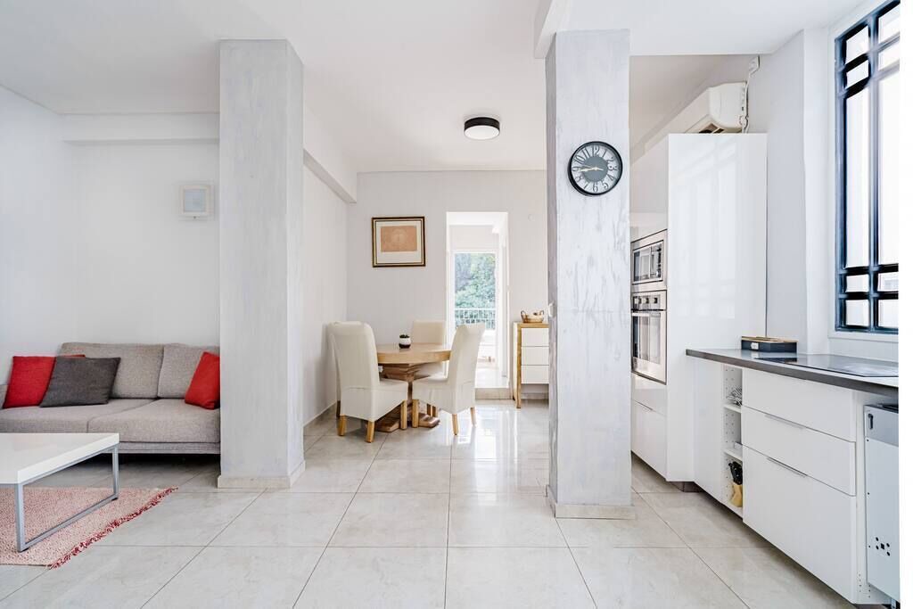 Photo of Livingroom in Old North