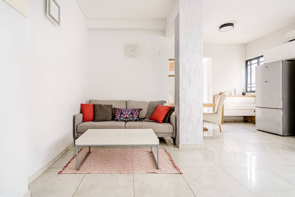 Photo of Livingroom in Old North