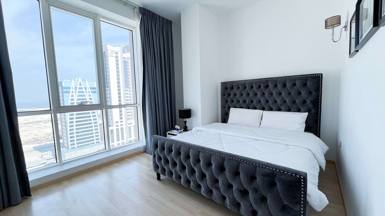 Photo of Bedroom in Block 428