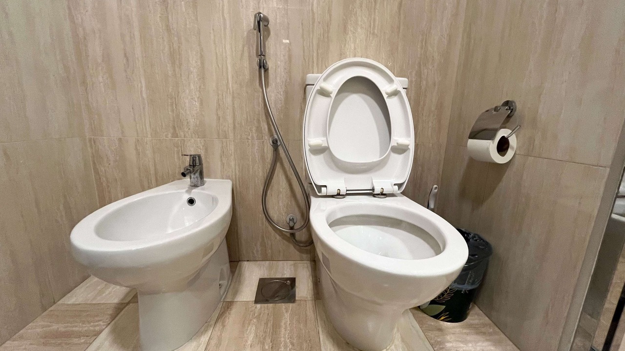 Photo of Bathroom in Block 428
